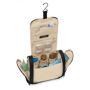 Briggs & Riley - Deluxe Hangable Toiletry Kit